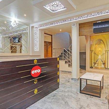 Hotel O Royal Regency Palace ゴーラクプル エクステリア 写真
